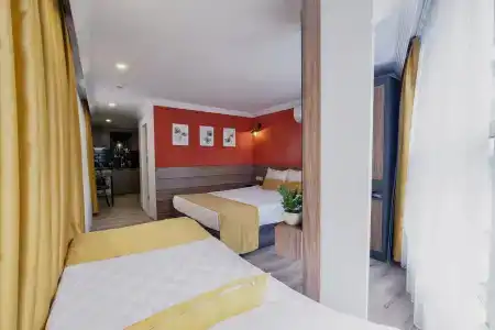 Terra Rossa Suites - 12