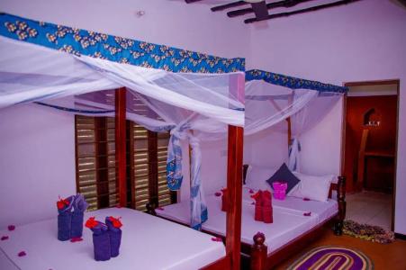 Zanzi Rest Bungalow - 22