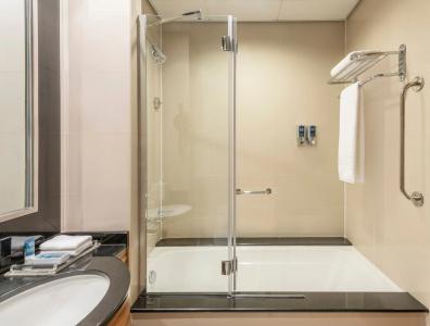 Four Points by Sheraton Downtown Dubai - 37