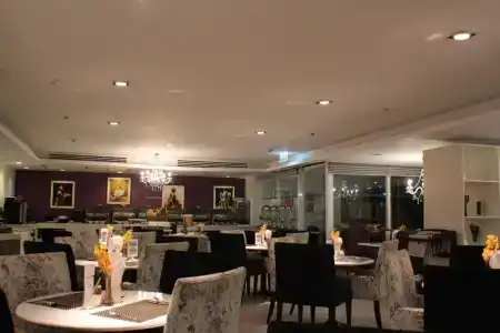 Nova Suites Pattaya - 14
