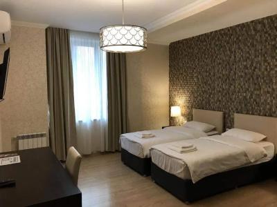 Eleon Boutique - 0