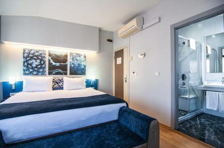 Lapis Inn & Spa ( Ex. Ambassador) - 29
