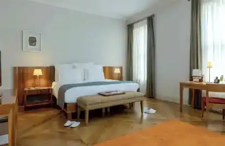 Tomtom Suites - 44