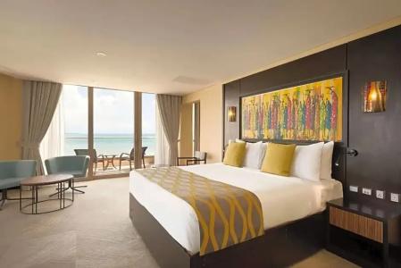 Ramada By Wyndham - 7