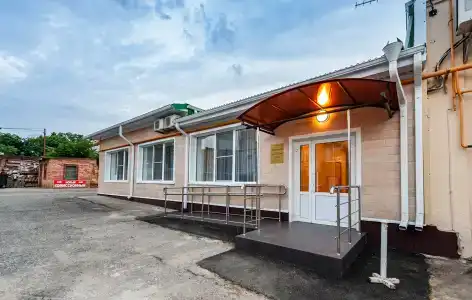 Азовский - 3