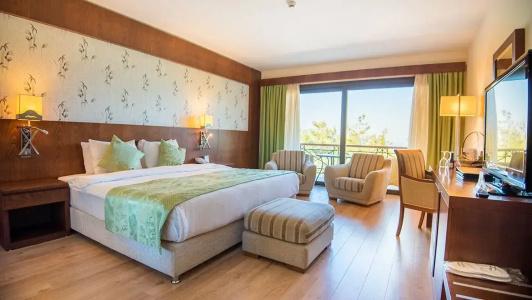 Korineum Golf & Beach Resort - 14