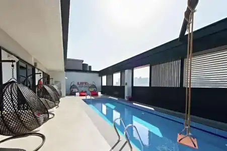 Hampton by Hilton Dubai Al Seef - 6