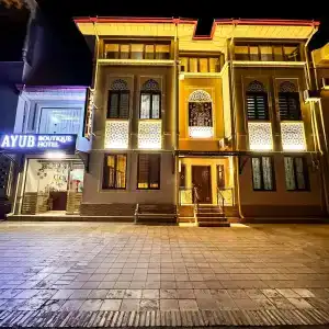 Ayub - 23