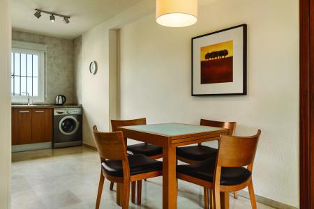 Ramada & Suites by Wyndham Costa del Sol Fuengirola - 143