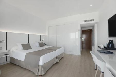 Thb El Cid - Adults Only - 47