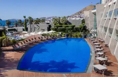 Swissôtel Resort Bodrum Beach - 19