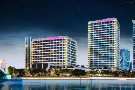 Crowne Plaza Sanya City Center, An Ihg - 2