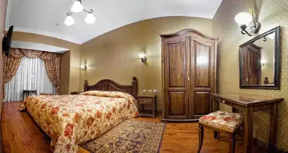 Boutique Traditional - 32