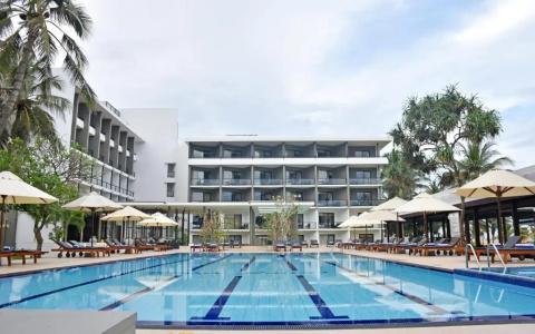 Goldi Sands - 1