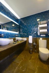 Agora Life - 62