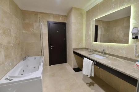 Ramada & Suites by Wyndham Istanbul Merter - 23