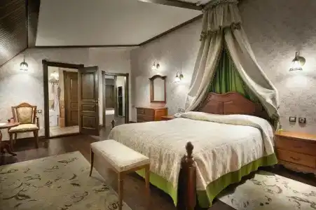 Boutique Traditional - 8