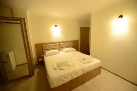 Aristocrat Batumi - 8