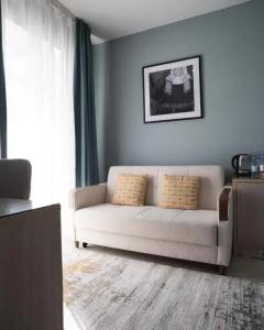 Resident Delux - 62