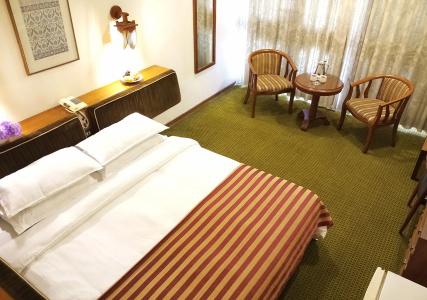 Oriental Palace - 7
