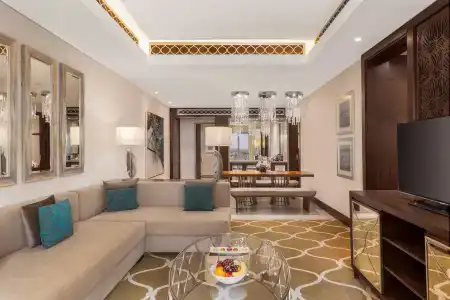 Hilton Dubai Al Habtoor City - 17