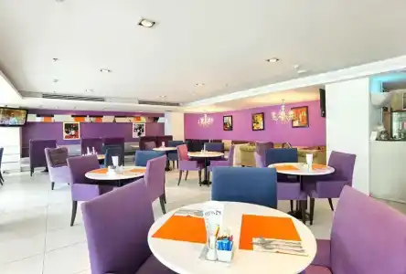 Nova Suites Pattaya - 11