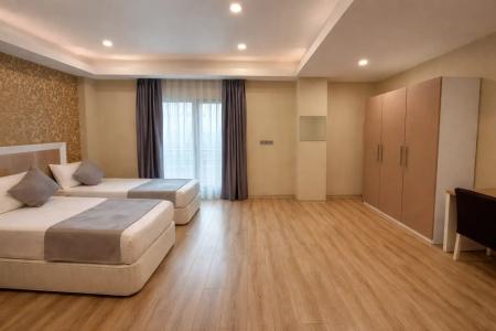 Diplomat Suites - 34