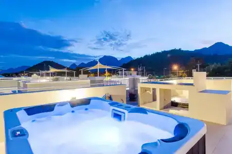 Oriental Beach Pearl - 143
