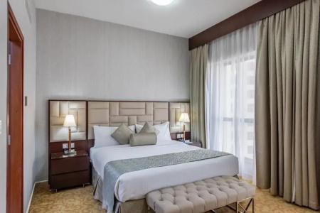 Suha Jbr - 24