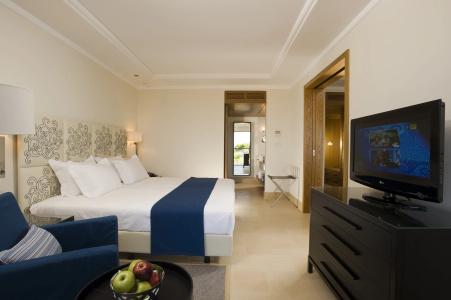Kernos Beach & Bungalows - 18