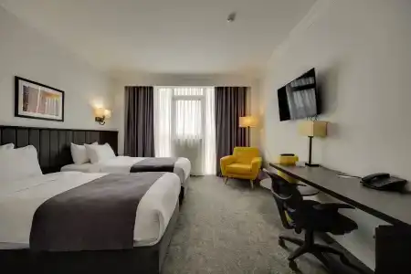 Pine Astoria - 28