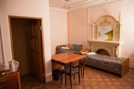 Нефтяник - 10