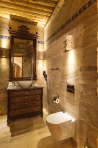 Solo Cave Suites - 19