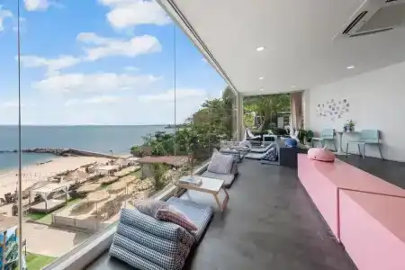 Golden Tulip Pattaya Beach Resort - 26