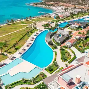 DoubleTree by Hilton Cesme Alacati Beach Resort - 17