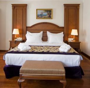 Glk Premier The Home Suites & Spa - 1