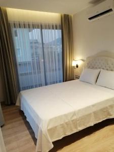 Channel Suites - 9