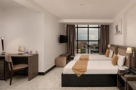 Golden Tulip - 20