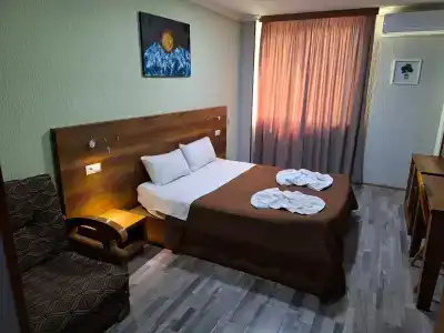 Booking name - 5