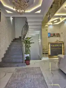 Yasmin - 7