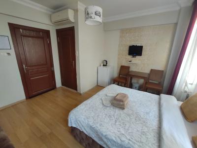 Pembe - 27