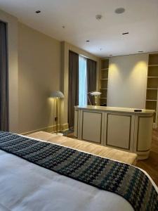 Wyndham - 57