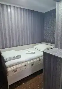 Status House - 20