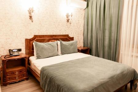 West Inn - 55