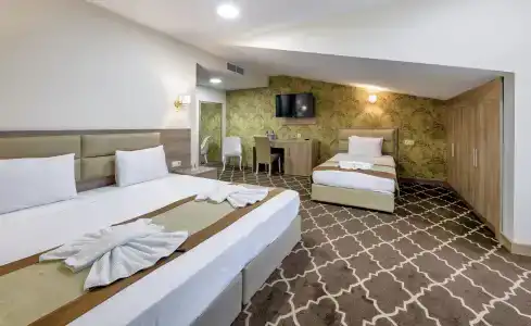 Gallery Inn - 15