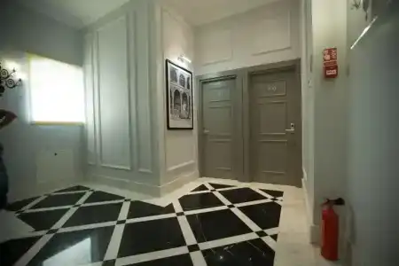 Seven Rooms Boutique - 10