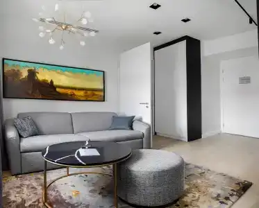 The Basilian Minsk, Curio Collection By Hilton - 4
