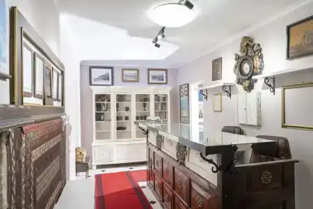 Elia Boutique - 11