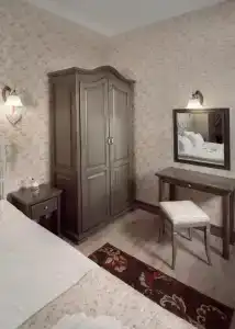 Boutique Traditional - 6