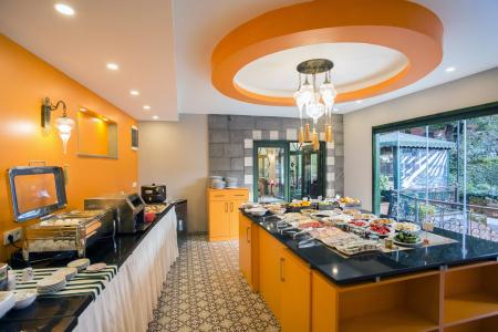 Rose Garden Suites - 10